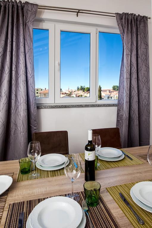 Apartment The Loft โรวีน ภายนอก รูปภาพ