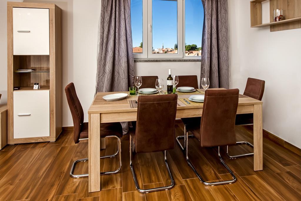 Apartment The Loft โรวีน ภายนอก รูปภาพ