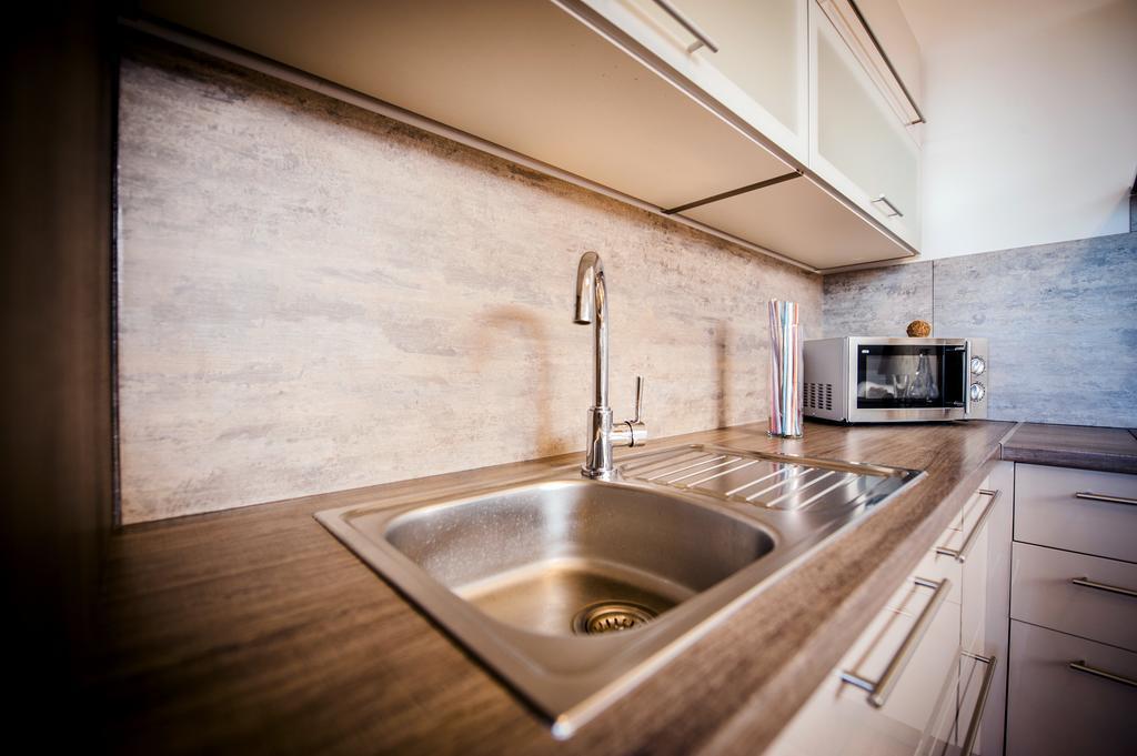 Apartment The Loft โรวีน ภายนอก รูปภาพ